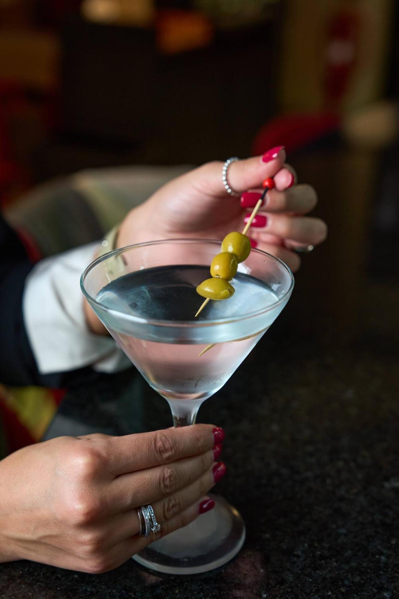 Pullman Santiago Vitacura ภายนอก รูปภาพ A dry martini