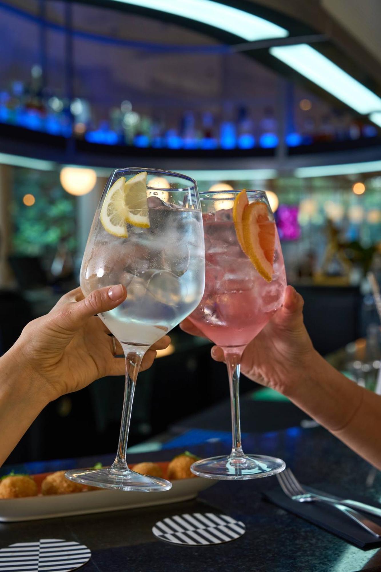 Pullman Santiago Vitacura ภายนอก รูปภาพ Prosecco Spritz