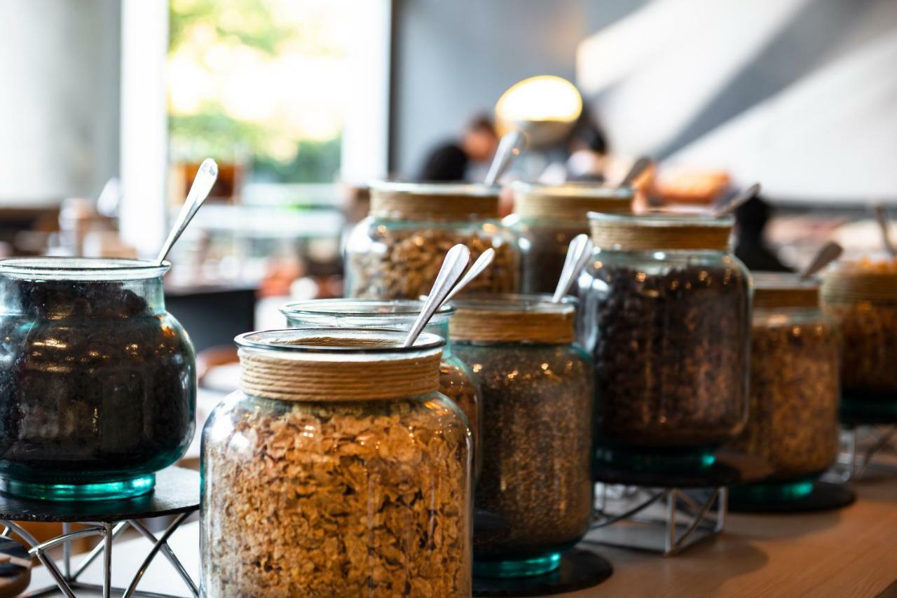 Pullman Santiago Vitacura ภายนอก รูปภาพ Dried anchovies